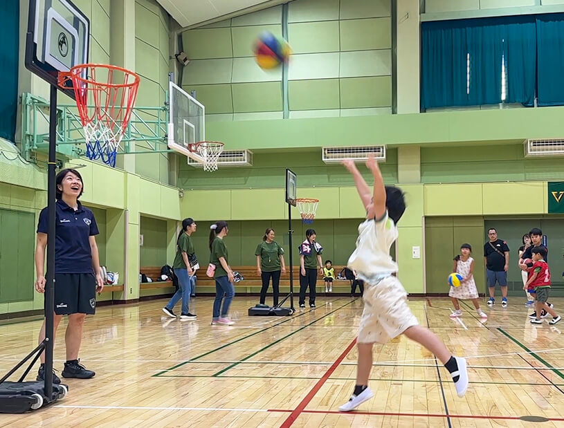小学生のシュート対決